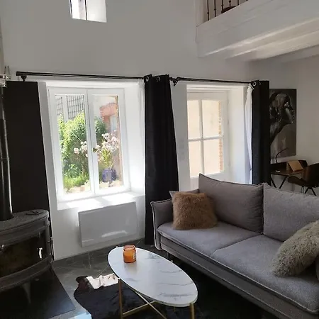 Proche Aeroport & Indret 度假居 布格奈斯